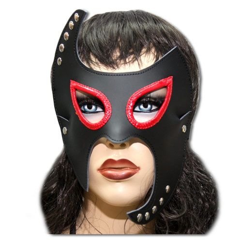 Маска красно-черная photo 1